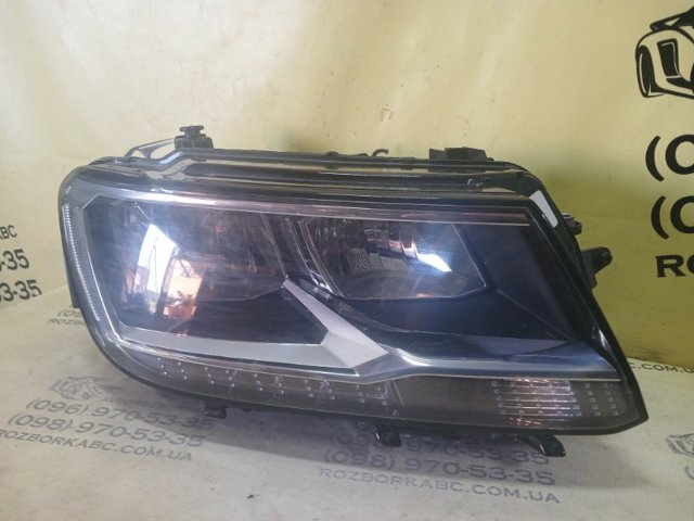 Фара основна права 5NL941006 VAG