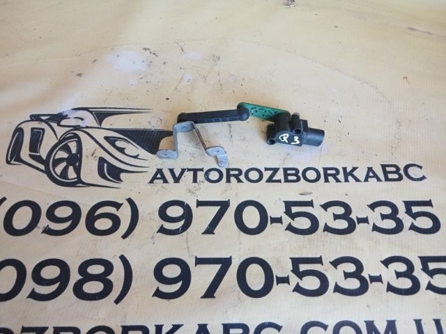 Датчик рівня положення кузова, передній лівий 5Q0907503 VAG