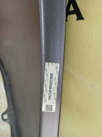 Переднє праве крило 60211TXMA91ZZ HONDA