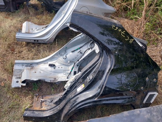 Крило заднє ліве 6160276030 TOYOTA
