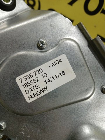 Двигун склоочисника заднього скла 61627356220 BMW