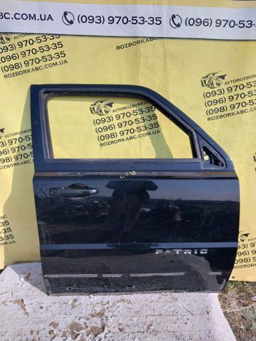Пасажирські передні двері 68079390AD CHRYSLER