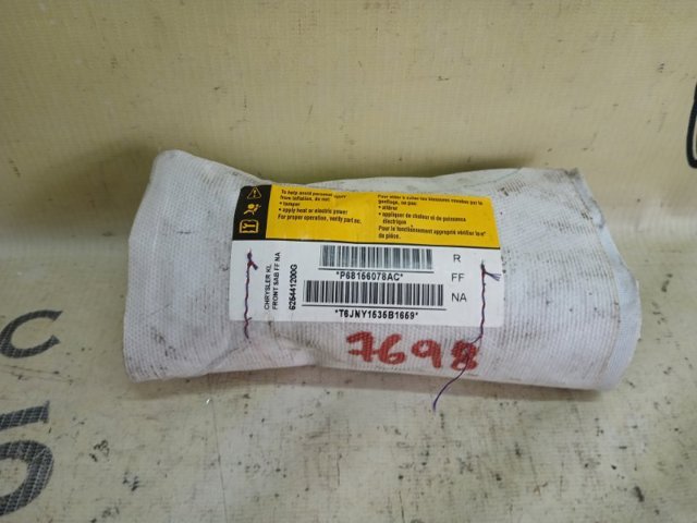 Подушка безпеки AIRBAG спинки сидіння, правого 68156078AC CHRYSLER