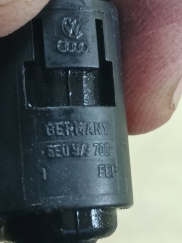 Роз’єм датчика ABS 6E0973702 VAG