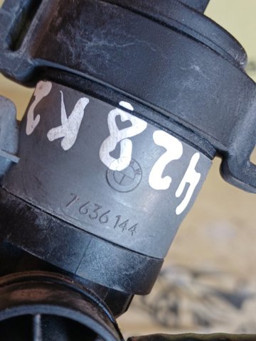 Клапан вентиляції газів паливного бака 7636144 BMW