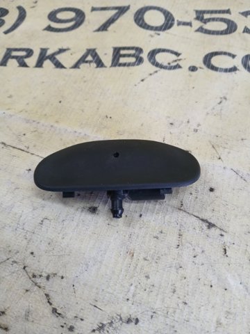Форсунка омивача скла лобового, ліва 80A955987A VAG
