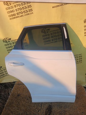 Двері задні, праві Ауді Ку 3