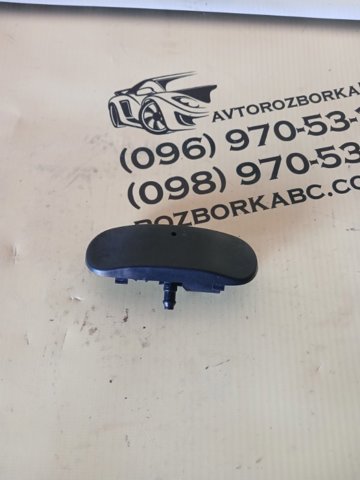 Форсунка омивача скла лобового, ліва 83A955987A NISSAN