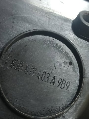 Водостік лобового скла, жабо 83B819403A9B9 VAG