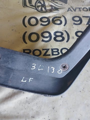 Бризговик задній, лівий 868412L000 HYUNDAI