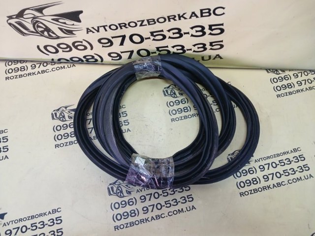 Ущільнювач задніх 3/5-х дверей 87321D9000 HYUNDAI