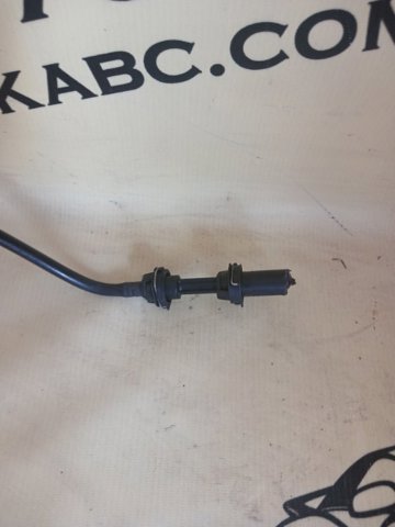 Шланг розширювального бачка, верхній 8W0121081AN VAG