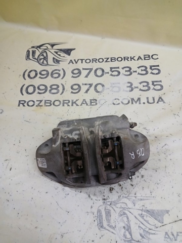 Супорт гальмівний, передній, правий 8W0615108C VAG