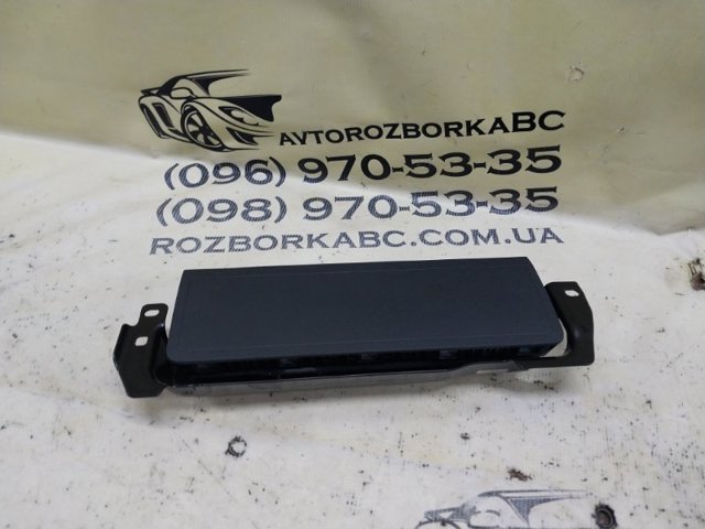 Подушка безпеки (AIRBAG) пасажирська, захисту колін 8W0880842D VAG