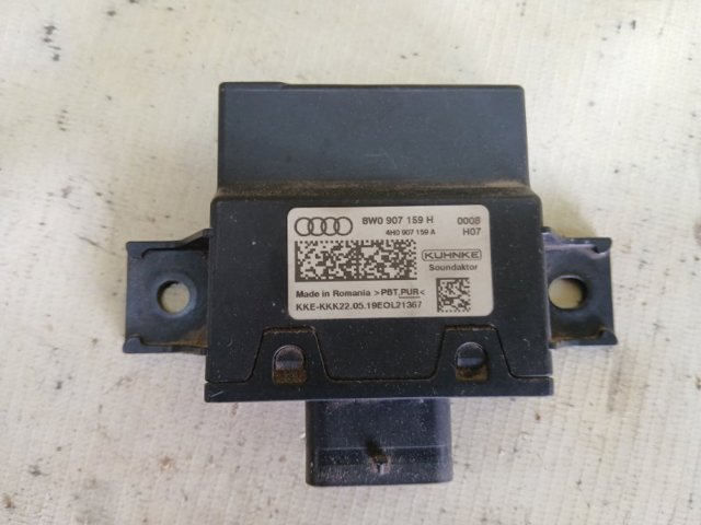 Блок керування генерацією звуку двигуна 8W0907159H VAG