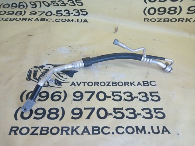 Шланг кондиціонера, від радіатора до випарника 8W1816740 VAG