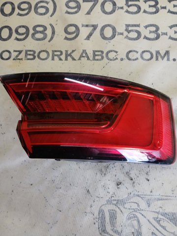 Задня ліва зовнішня фара 8W6945091E VAG