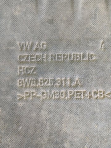 Захист днища, задній 8W8825311A VAG