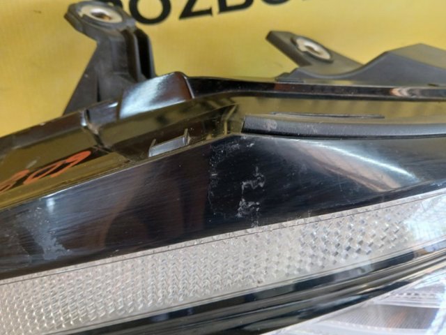 Фара ліва 92101DW000 HYUNDAI