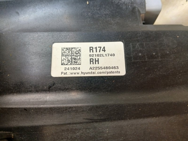 Фара правая 92102L1740 HYUNDAI