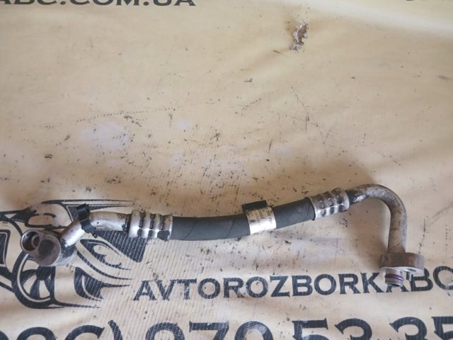 Трубка кондиціонера від компресора до радіатора 95B260701E VAG
