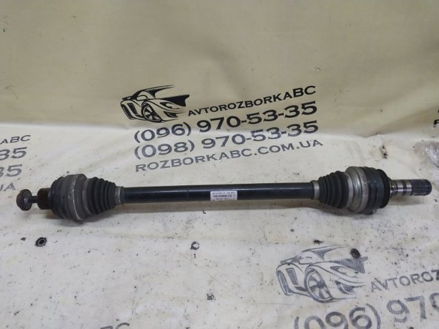 Піввісь задня 95B501203C VAG