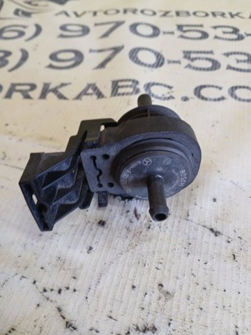 Клапан вентиляції газів паливного бака A0014700993 MERCEDES