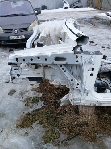 Лонжерон рами передній лівий A1666200150 MERCEDES