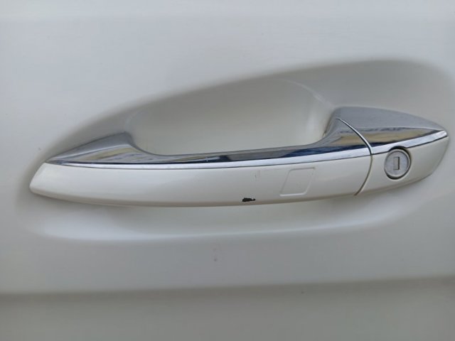 Двері кабіни A1667200105 MERCEDES