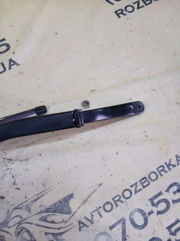 Важіль двірника A1668200744 MERCEDES