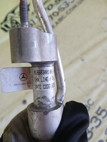 Шланг кондиціонера, від радіатора до випарника A1668300100 MERCEDES
