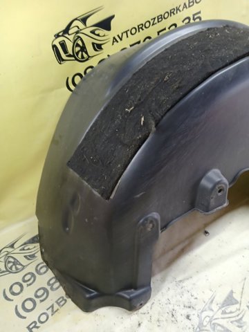 Підкрилок задній правий A1668847522 MERCEDES
