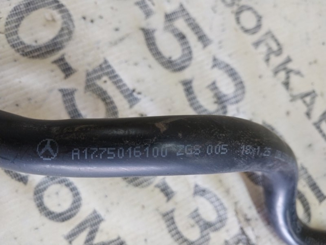 Водопровідна труба системи охолодження A1775016100 MERCEDES