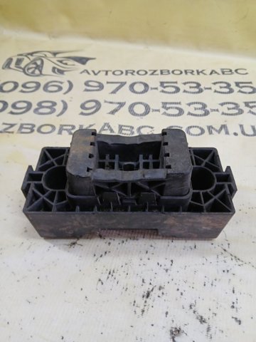 Подушка домкрата нижня, піддомкратники A2046900009 MERCEDES