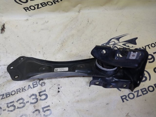 Важіль/тяга задньої підвіски подовжній нижній, лівий A2473502303 MERCEDES