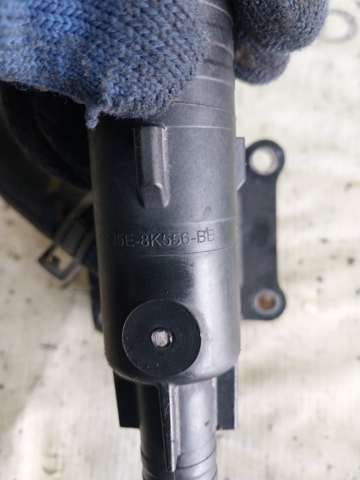 Водяний патрубок CJ5E8K556BB LAND ROVER