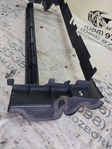 повітропровід радіатора EJ328327AB LAND ROVER
