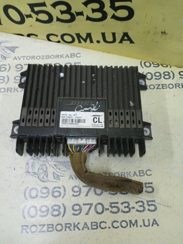 Підсилювач звуку аудіосистеми GM1B6692X MAZDA
