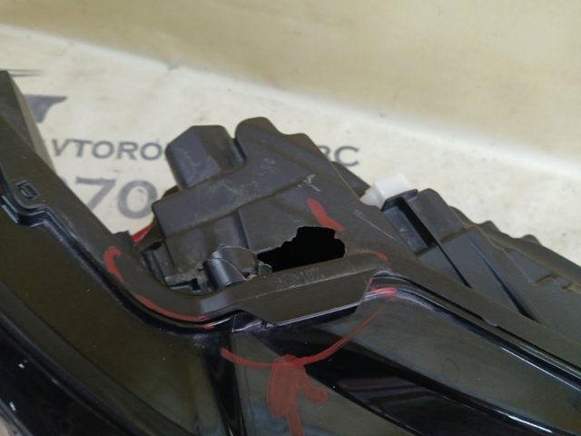 Фара основна права GRF551030 MAZDA
