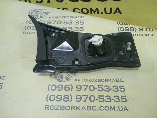 Стоп задній KB8A513F0 MAZDA