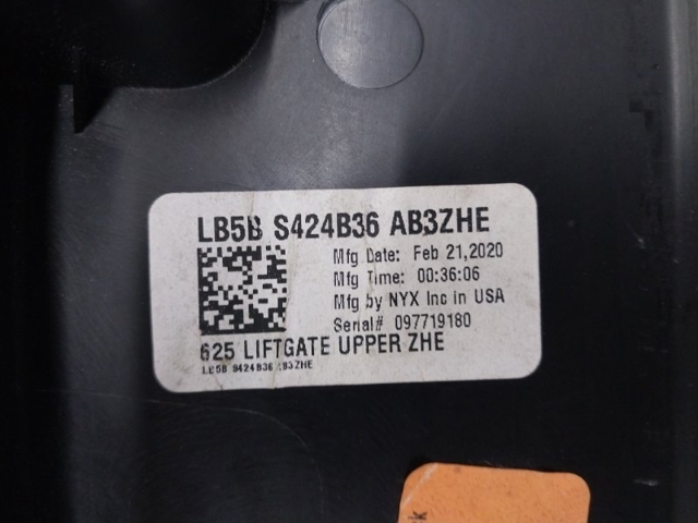 Оббивка багажника LB5Z78424B36AB FORD