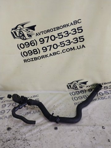 Шланг/патрубок радіатора охолодження, нижній LR049638 LAND ROVER