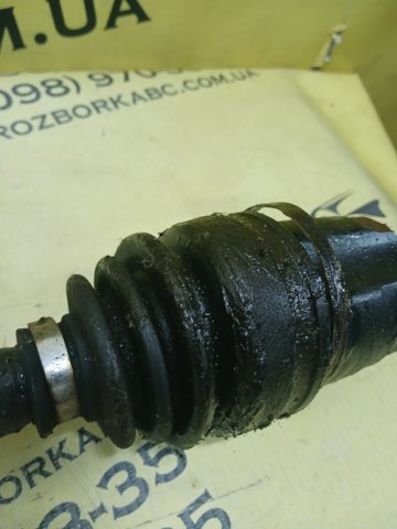 Піввісь задня, ліва RTA62560X MAZDA