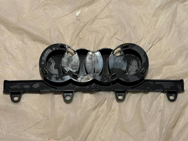 повітропровід радіатора 4M8853037B VAG