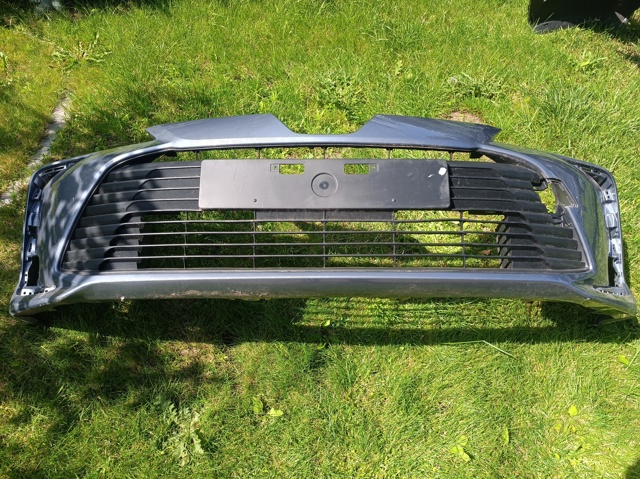 Бампер передній в зборі 5211902010 TOYOTA