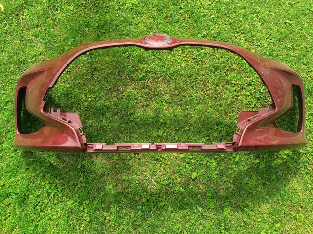 Бампер передній 521190U946 TOYOTA
