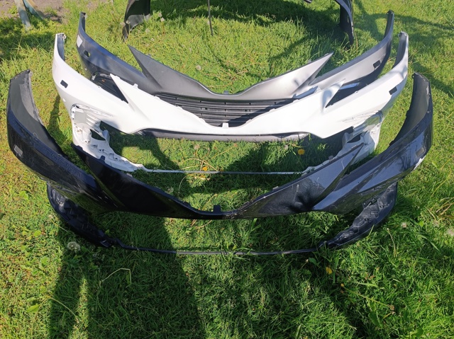 Бампер передній в зборі 521193T970 TOYOTA