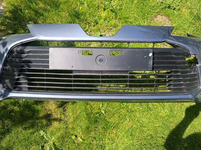 Решітка переднього бампера 5311202B50 TOYOTA