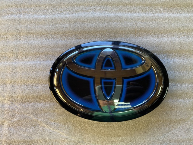 Фірмовий значок решітки радіатора 5314133140 TOYOTA