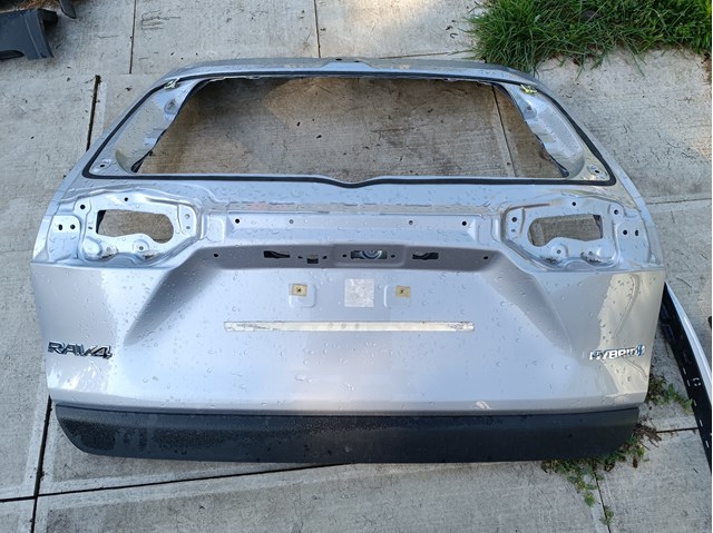 П'яті двері 6700542650 TOYOTA